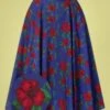 Topvintage Exclusive ~ 50s Adriana Floral Swing Skirt In Dark Blue -Past Perfect Style 234688 Topvintage Boutique 44310 Swingskirt Blue Hibiscus Red 20230105 5Z category